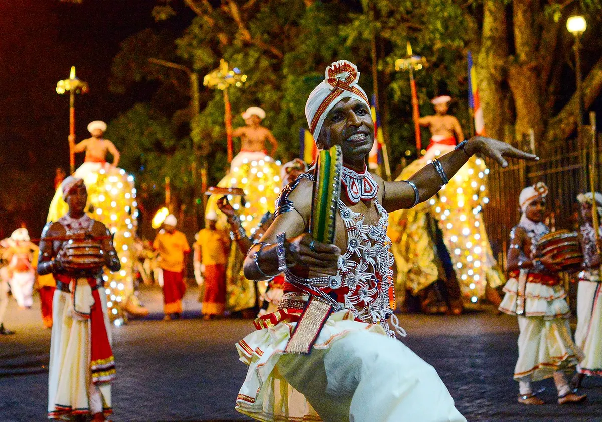 Esala Perahera: Kandy’s Grand Night Parade