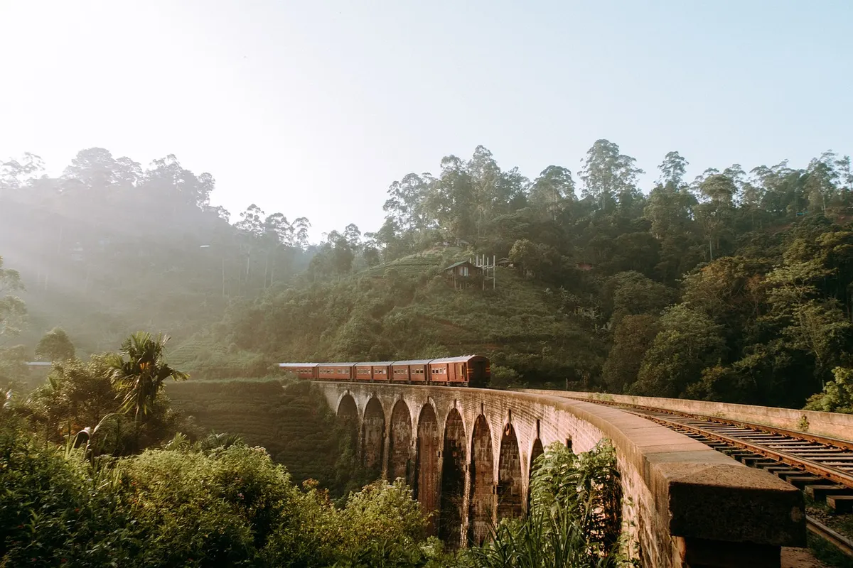 Nine Arch Bridge, Ella: When to Go and How to See a Train Cross